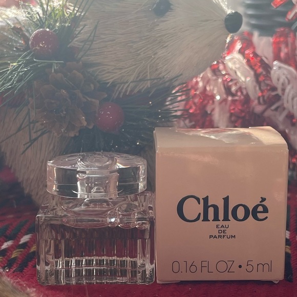 Chloe by Chloe - Picture 3 of 3